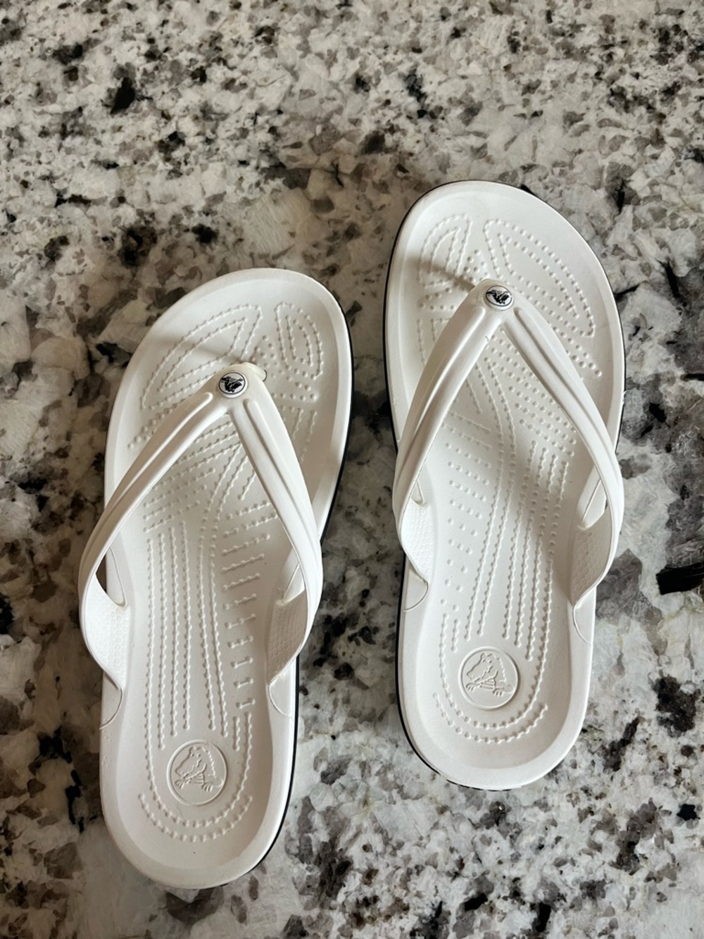 White Crocs  Flip Flop Sandals size women 7